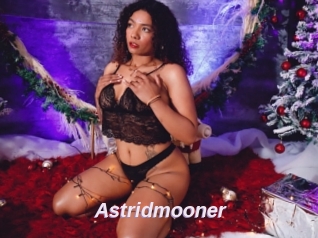 Astridmooner