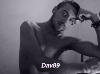 Dav89