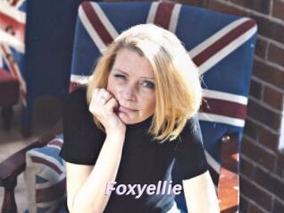 Foxyellie