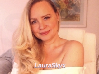 LauraSkyx