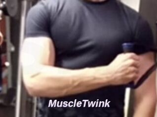 MuscleTwink