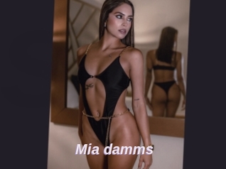 Mia_damms