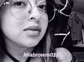 Miabrowm0111