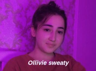 Ollivie_sweaty