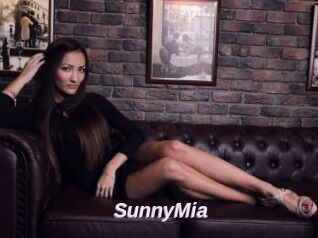 SunnyMia