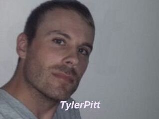 Tyler_Pitt