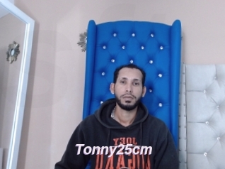 Tonny25cm